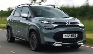 Citroen C3 Aircross - front tracking